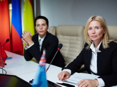 Wie viel verdient der Bundeskanzler Das Gehalt im höchsten Staatsamt unter der Lupe