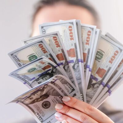Wieviel Geld darf man monatlich verschenken Freibeträge clever nutzen