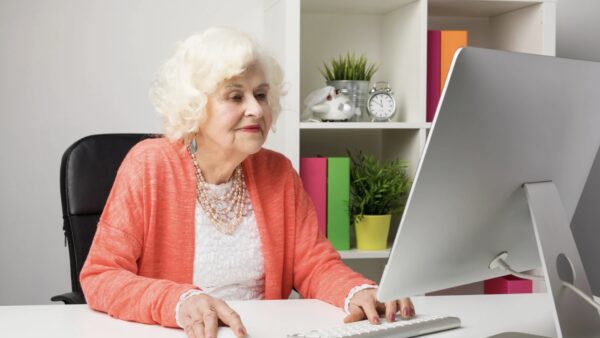 Hinzuverdienst für Rentner über 65 - Steuer